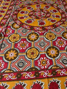 Vibrant Floral Print Bedsheet
