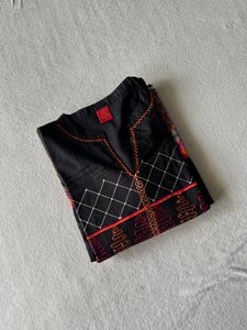 🖤🧡 Beautiful cotton Black kurta
