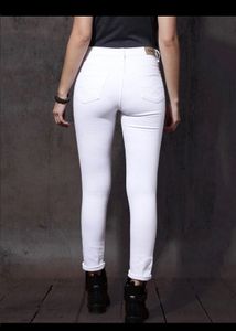 Roadster White Jean