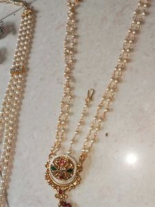 Elegant Beaded Jewellery Set