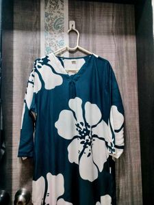 Elegant Navy Blue Kurta with White Floral Print