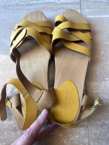 Zara Girls Yellow Leather Sandals