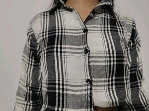 Black & White Plaid Checkered Cropped Shirt