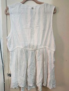 Embroidered White Sleeveless Top