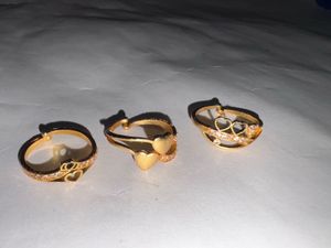 Set of 6 Heart Design Rings