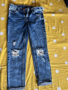 Trendy Jeans For The Gen Z
