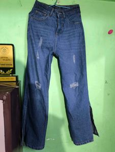 Distressed Wide Leg Jeans