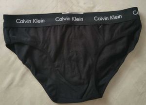 Unused Men's Calvin Klein Briefs - set of 5