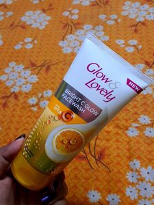 Glow & Lovely Vitamin A Facewash