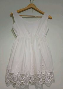 Cotton tops with Embellished lace