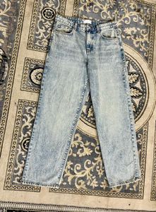 ASOS DESIGN Lightly Washed Baggy Jeans
