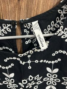 MANGO ethnic top schiffli