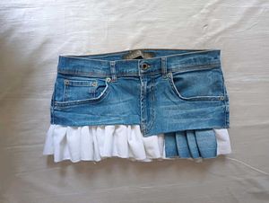 🏷️ REWORKED DENIM RUFFLE MICRO-MINI SKIRT