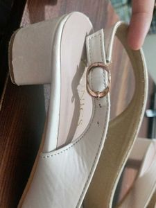 Women Offwhite Heels