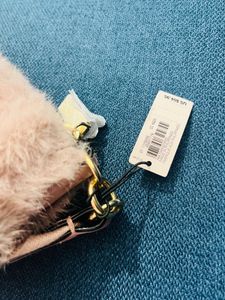 sale only today 💕💕VS teddy sling bag