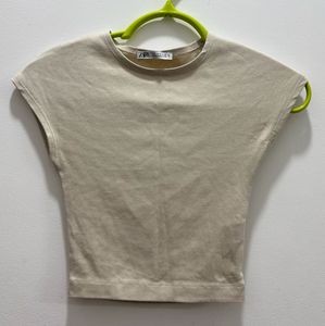 Zara Cropped Top (size S)