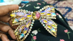 Hair Clip With Zrgonic Stone