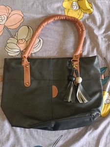 Stylish Tassel Detail Handbag