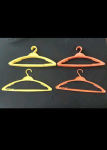 Set of 22 Plastic Hangers