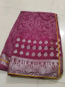 Elegant Purple Saree with Intricate Designs