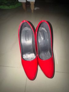 Stunning Red Patent Heels