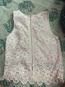 Lace sleeveless top