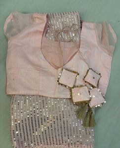 saree with stiched blouse