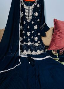 Sarara Suit