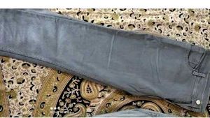 Light Black Skinny jeans👖