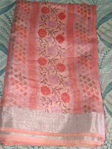 Beautiful Floral Print Saree