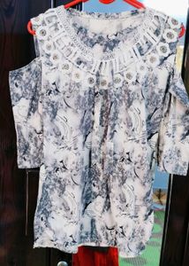 Cold Shoulder Floral Print Top