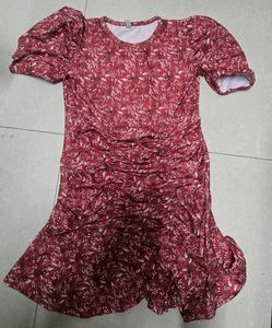 Elegant Maroon Floral Ruched Mini Dress with Puff