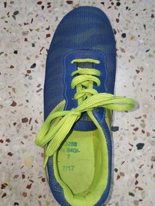 Reebok Running Shoes UK 7.5 | Lightweight &amp; Comf