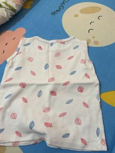 set of 5 Tank Tops