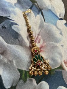 Exquisite Indian Kundan Necklace Set