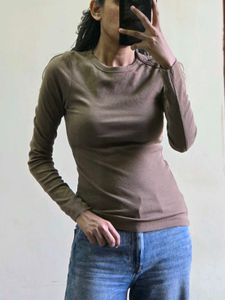 Classic Long Sleeve Crew Neck Tee