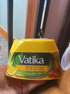 Vatika Dandruff Guard