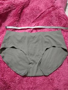 Seamless Grey Briefs