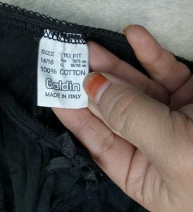 ⚛️ 30 Size Black V Look