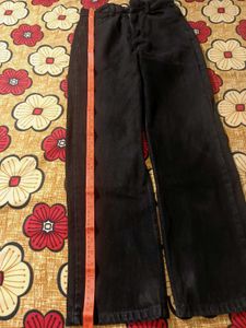 Black Baggy Jeans
