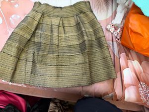 Chic Pleated Mini Skirt