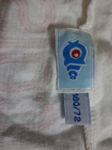 Cream "AICO GIRLS 97" Graphic  crop T-Shirt