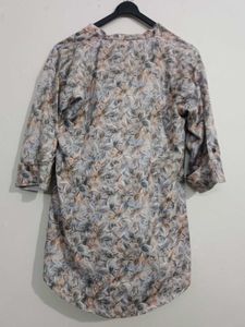 Women's Floral Print Mandarin Collar Button-Down T