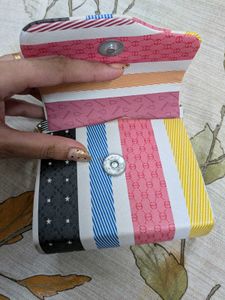 Chic Striped Crossbody Bag
