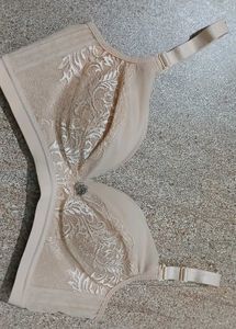 Elegant Lace Detail Bra
