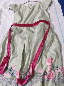 Beautiful Floral Print Ethnic Gown