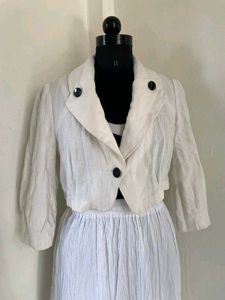 Chic Cropped Blazer