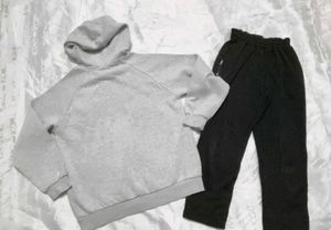 Very Beautiful Woolen Hoddie With Beautful Lower