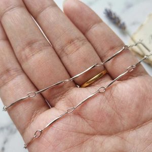 Elegant Chain