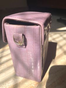 Stylish Croc Embossed Clutch Bag